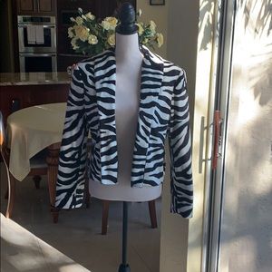 Focus 2000 by Charles Glueck